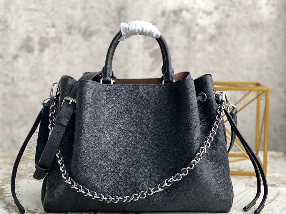 BELLA TOTE VUITTON LOUIS 0224